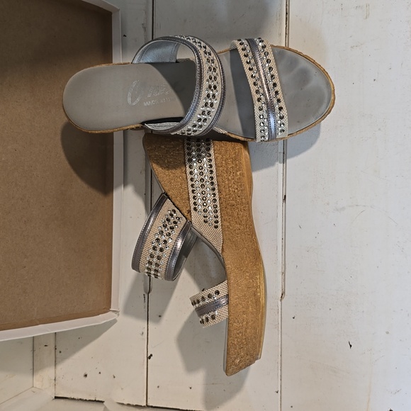 Onex wedges gold, silver and cream - Picture 4 of 6